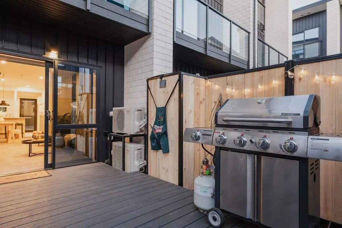 Your Stylish Retreat In The Heart Of The City Christchurch 0*,  New Zealand